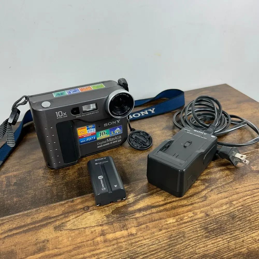 Sony Digital Camera Mavica MVC-FD73 0.4MP Silver Battery Charger WORKING
